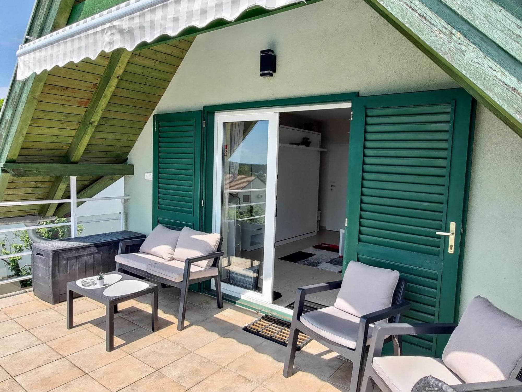 Fuegefa Apartman Balatonalmadi Bagian luar foto